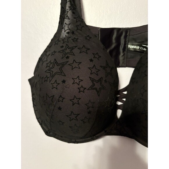 New Torrid Curve 44D Push Up Plunge Bra Black Goth Gothic Stars Punk NWT - Picture 3 of 7